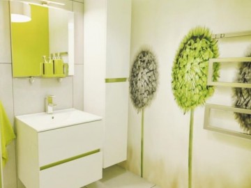 Závěsná koupelnová skříňka Momo C32 bílý lesk/lime